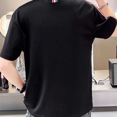 市场上装-T恤-欧货T恤