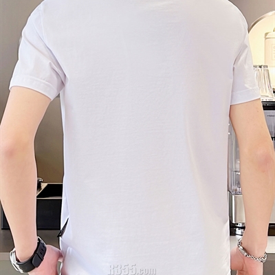 市场上装-T恤-欧货T恤