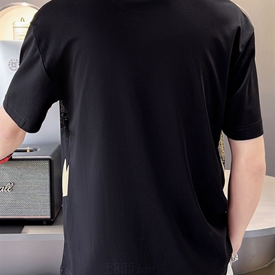 市场上装-T恤-欧货T恤