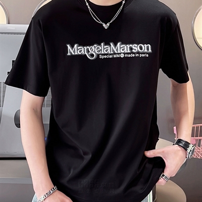 市场上装-T恤-欧货T恤