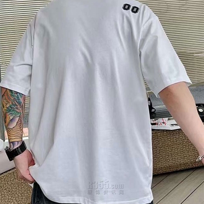 市场上装-T恤-休闲T恤