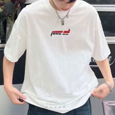 市场上装-T恤-休闲T恤