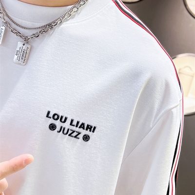 市场上装-T恤-欧货T恤