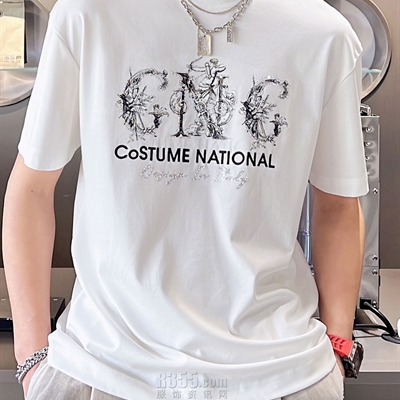 市场上装-T恤-欧货T恤