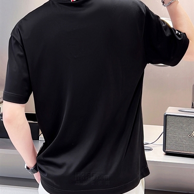 市场上装-T恤-欧货T恤