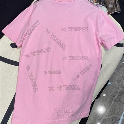 市场上装-T恤-欧货T恤