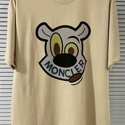 市场上装-T恤-欧货T恤