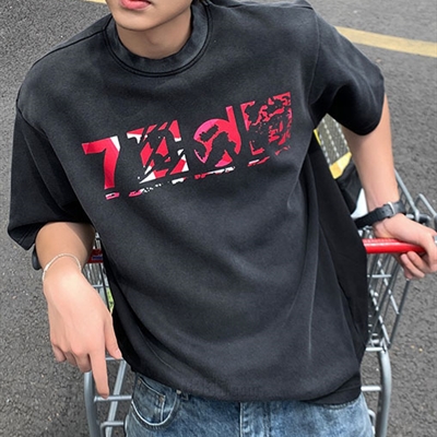 市场上装-T恤-电商T恤