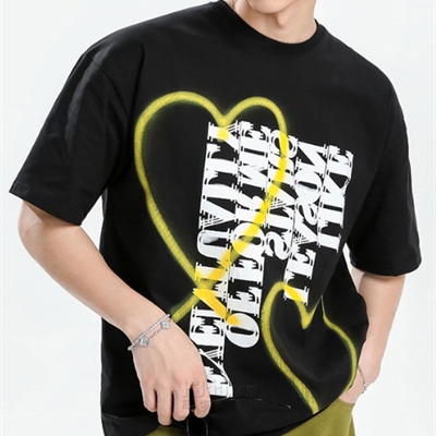 市场上装-T恤-电商T恤