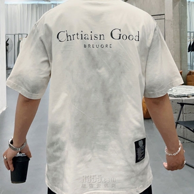 市场上装-T恤-休闲T恤