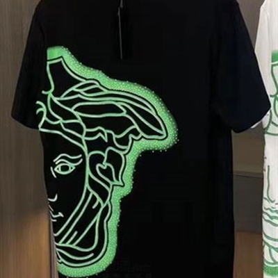 市场上装-T恤-欧货T恤