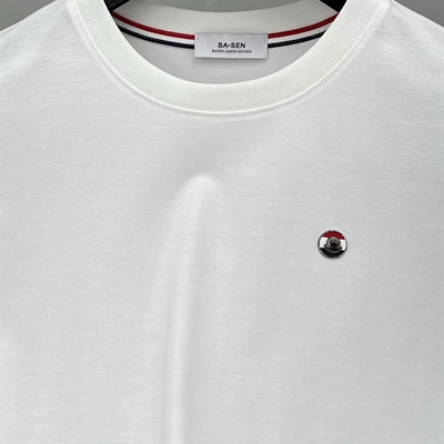 市场上装-T恤-欧货T恤