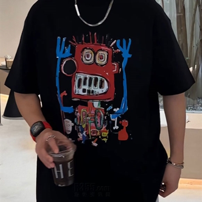 市场上装-T恤-电商T恤