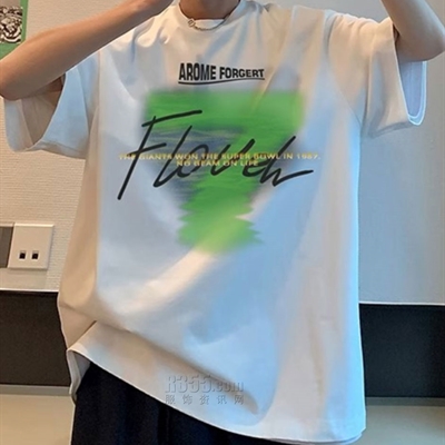 市场上装-T恤-电商T恤