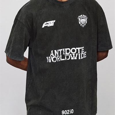 市场上装-T恤-电商T恤