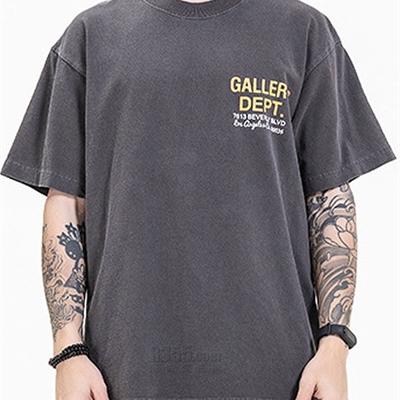 市场上装-T恤-电商T恤