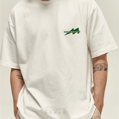 市场上装-T恤-电商T恤