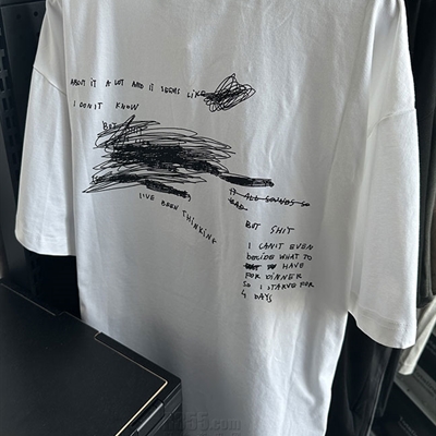 市场上装-T恤-电商T恤