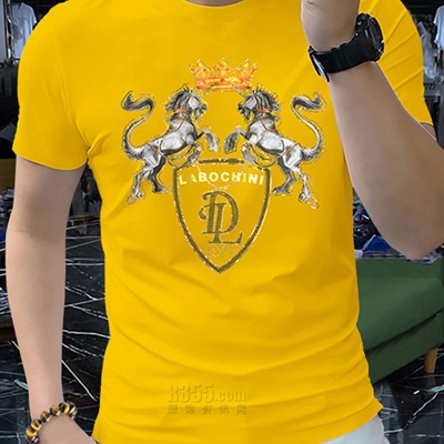 市场上装-T恤-欧货T恤