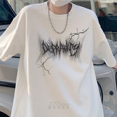 市场上装-T恤-电商T恤