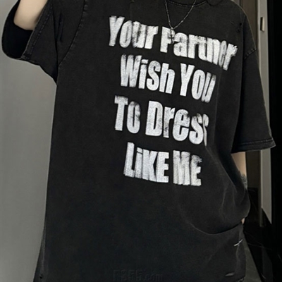 市场上装-T恤-电商T恤