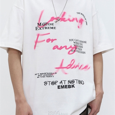 市场上装-T恤-休闲T恤