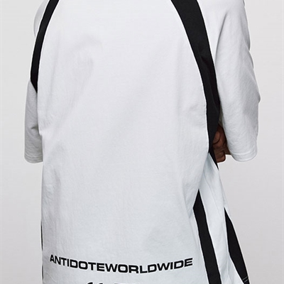 市场上装-T恤-电商T恤