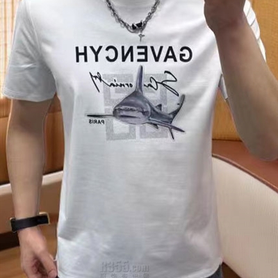 市场上装-T恤-欧货T恤