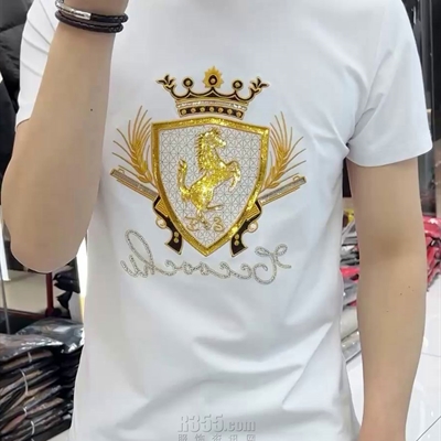 市场上装-T恤-欧货T恤