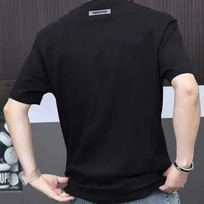 市场上装-T恤-欧货T恤