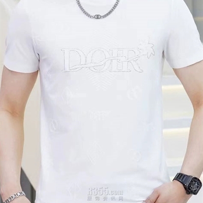 市场上装-T恤-欧货T恤