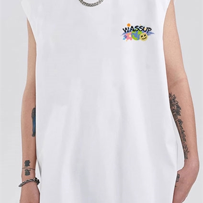 市场上装-T恤-电商T恤