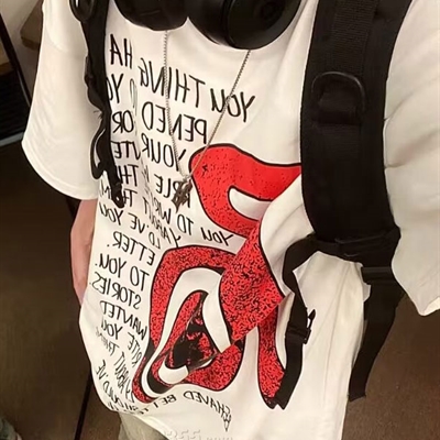 市场上装-T恤-电商T恤