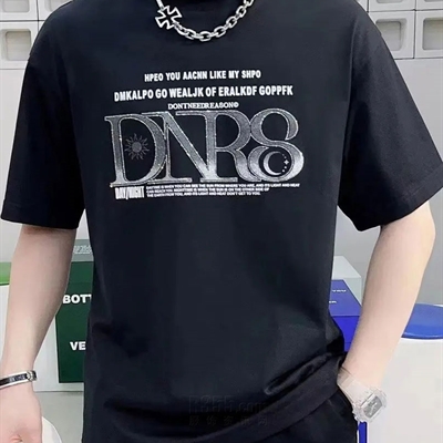 市场上装-T恤-欧货T恤