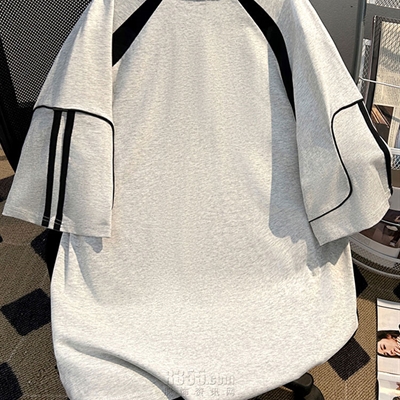 市场上装-T恤-电商T恤