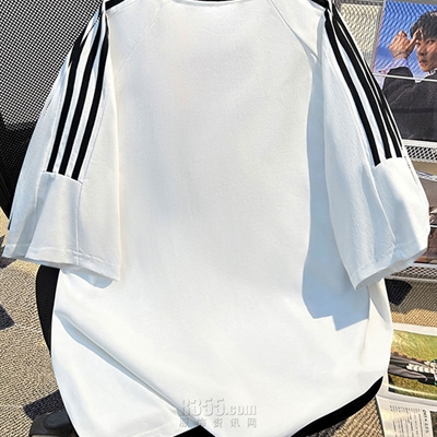 市场上装-T恤-电商T恤