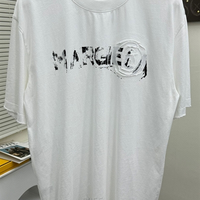 市场上装-T恤-欧货T恤