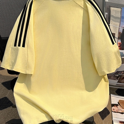 市场上装-T恤-电商T恤