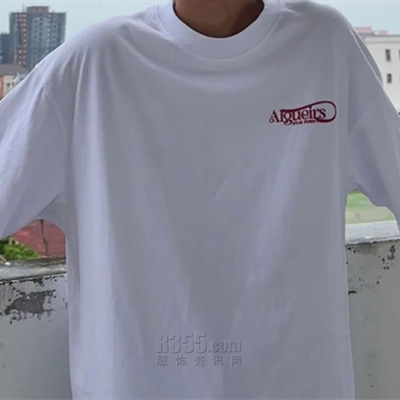 市场上装-T恤-电商T恤