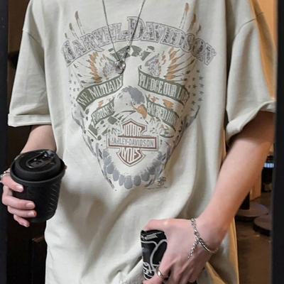 市场上装-T恤-电商T恤