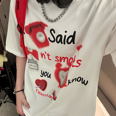 市场上装-T恤-电商T恤