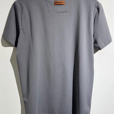 市场上装-T恤-欧货T恤