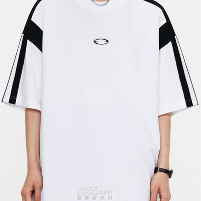 市场上装-T恤-电商T恤