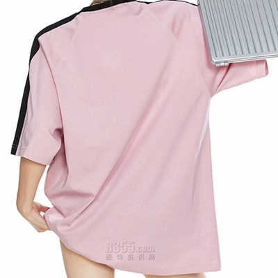 市场上装-T恤-电商T恤