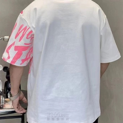 市场上装-T恤-电商T恤