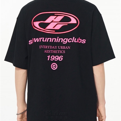 市场上装-T恤-电商T恤