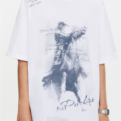 市场上装-T恤-电商T恤