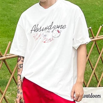 市场上装-T恤-电商T恤