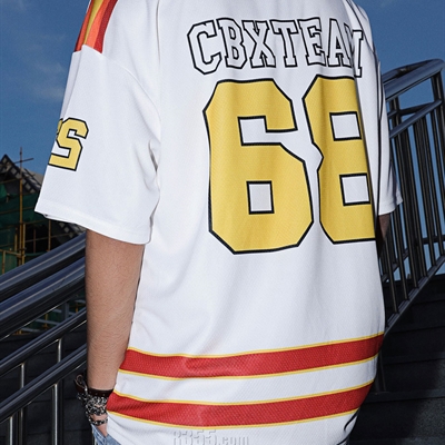 市场上装-T恤-电商T恤