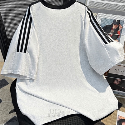 市场上装-T恤-电商T恤